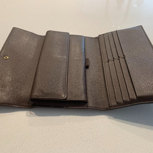 Louis Vuitton Brown Checkered Wallet - Picture 4 of 4